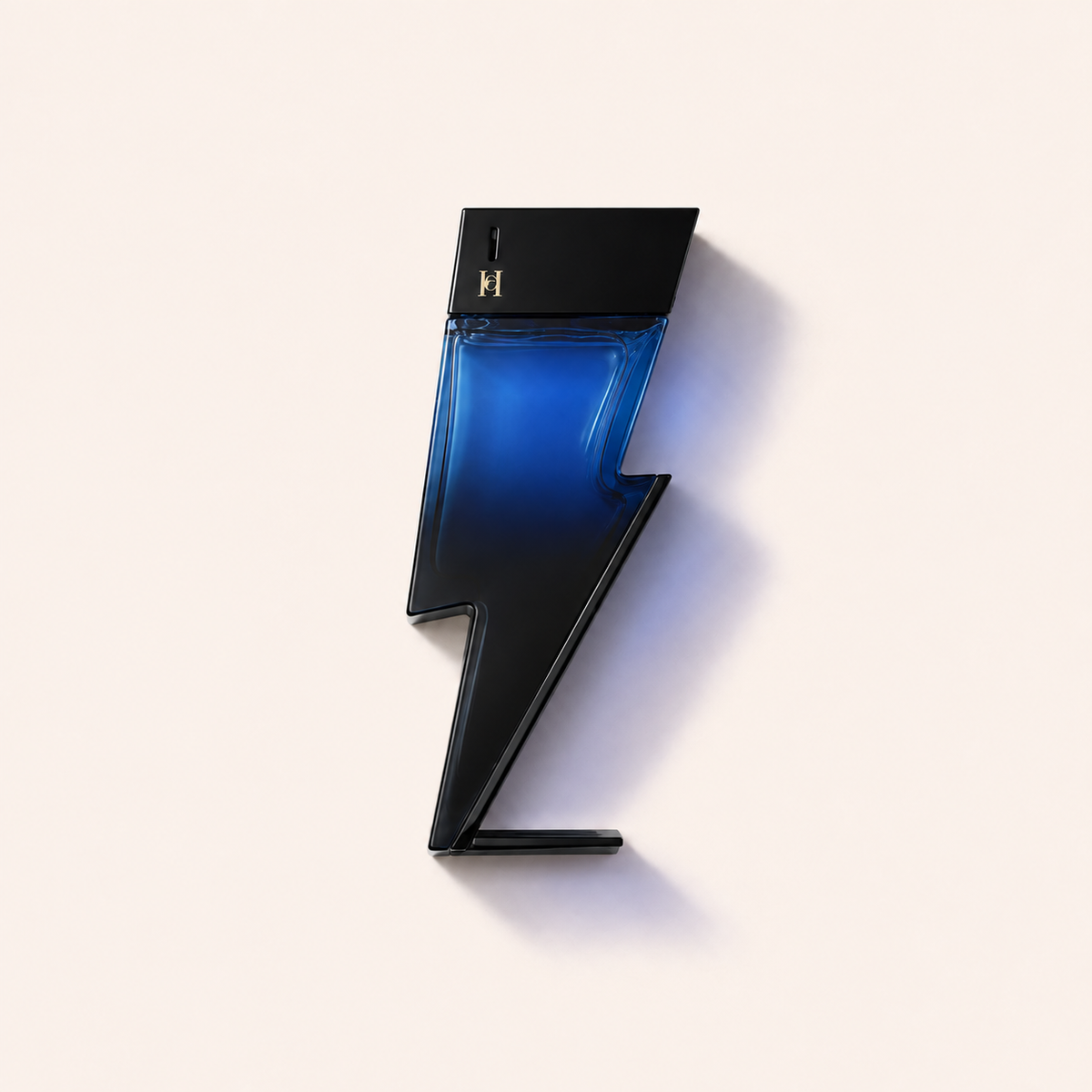 Carolina Herrera Bad Boy Cobalt EDP s průsvitným modrofialovým stínem – MrRizz