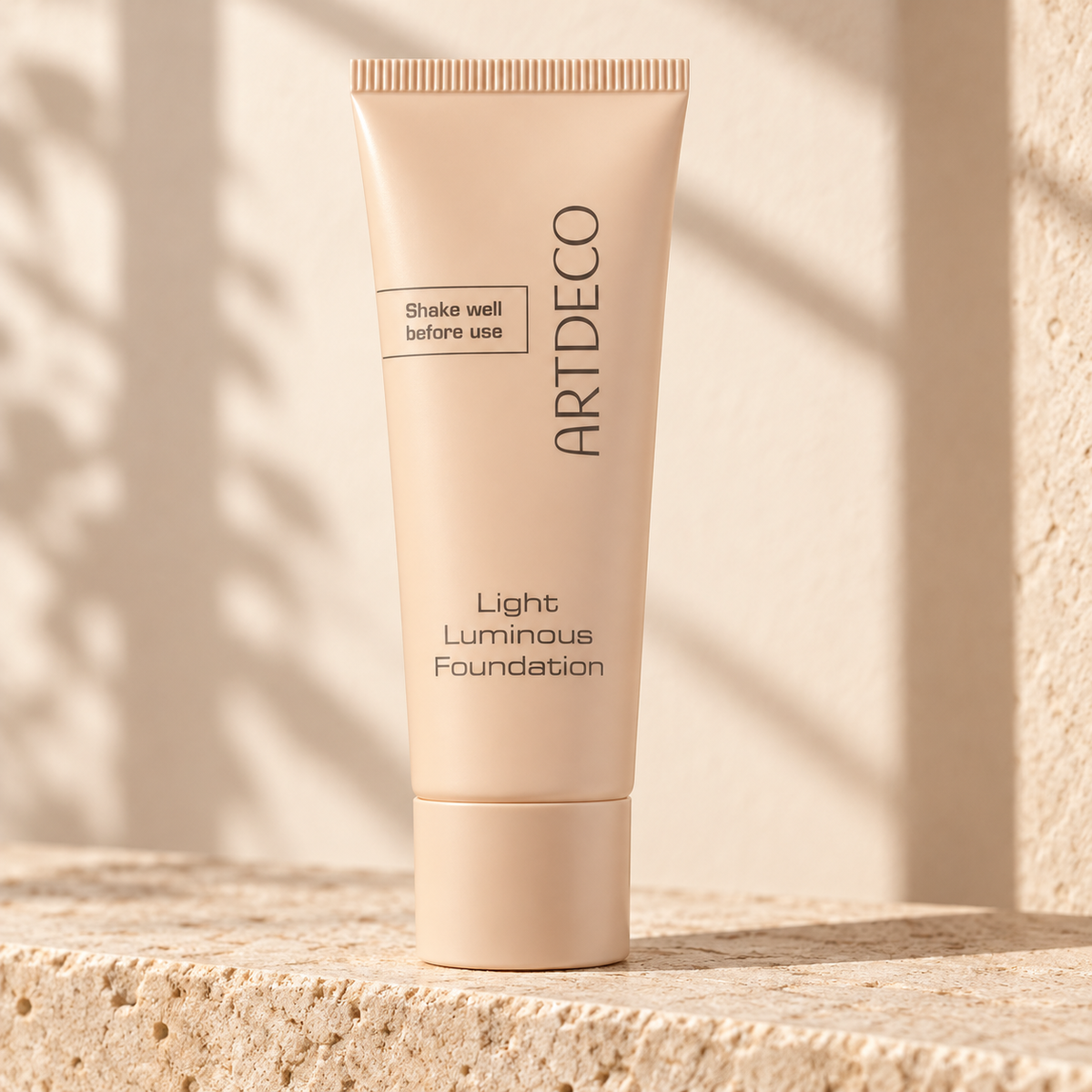Artdeco Light Luminious Foundation 25 ml – produkt v prostředí
