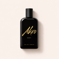 Akro East EDP 100 ml na béžovém pozadí – MrRizz