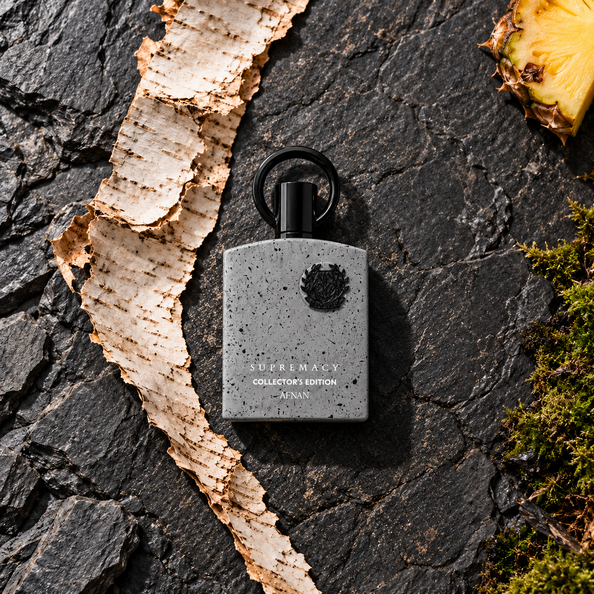Afnan Supremacy Collector's Edition EDP 100 ml – parfém v prostředí, pohled shora s bočním stínem