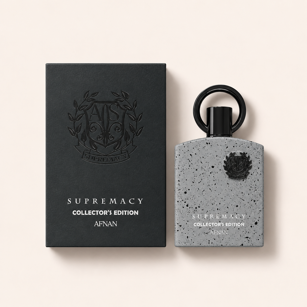 Afnan Supremacy Collector's Edition EDP 100 ml – flakon s originálním obalem na béžovém pozadí, pohled shora