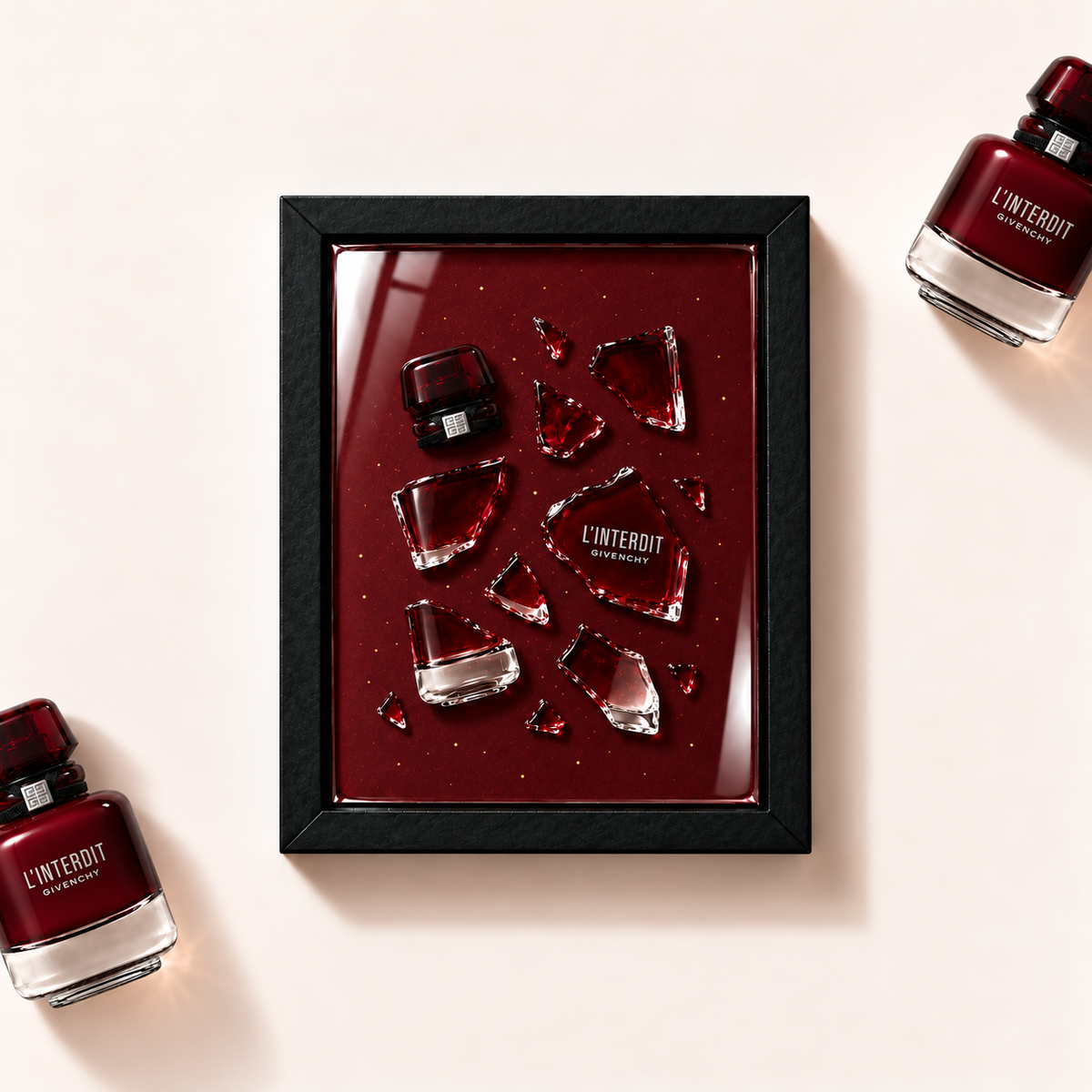 Parfémový obraz Givenchy L’Interdit Rouge EDP – ilustrační fotografie