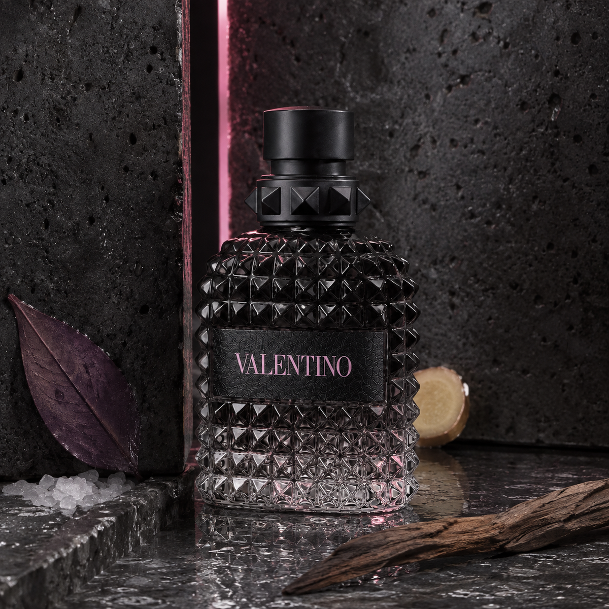 Valentino Born In Roma Uomo EDT – emocionální fotografie v minerální římské scéně – MrRizz