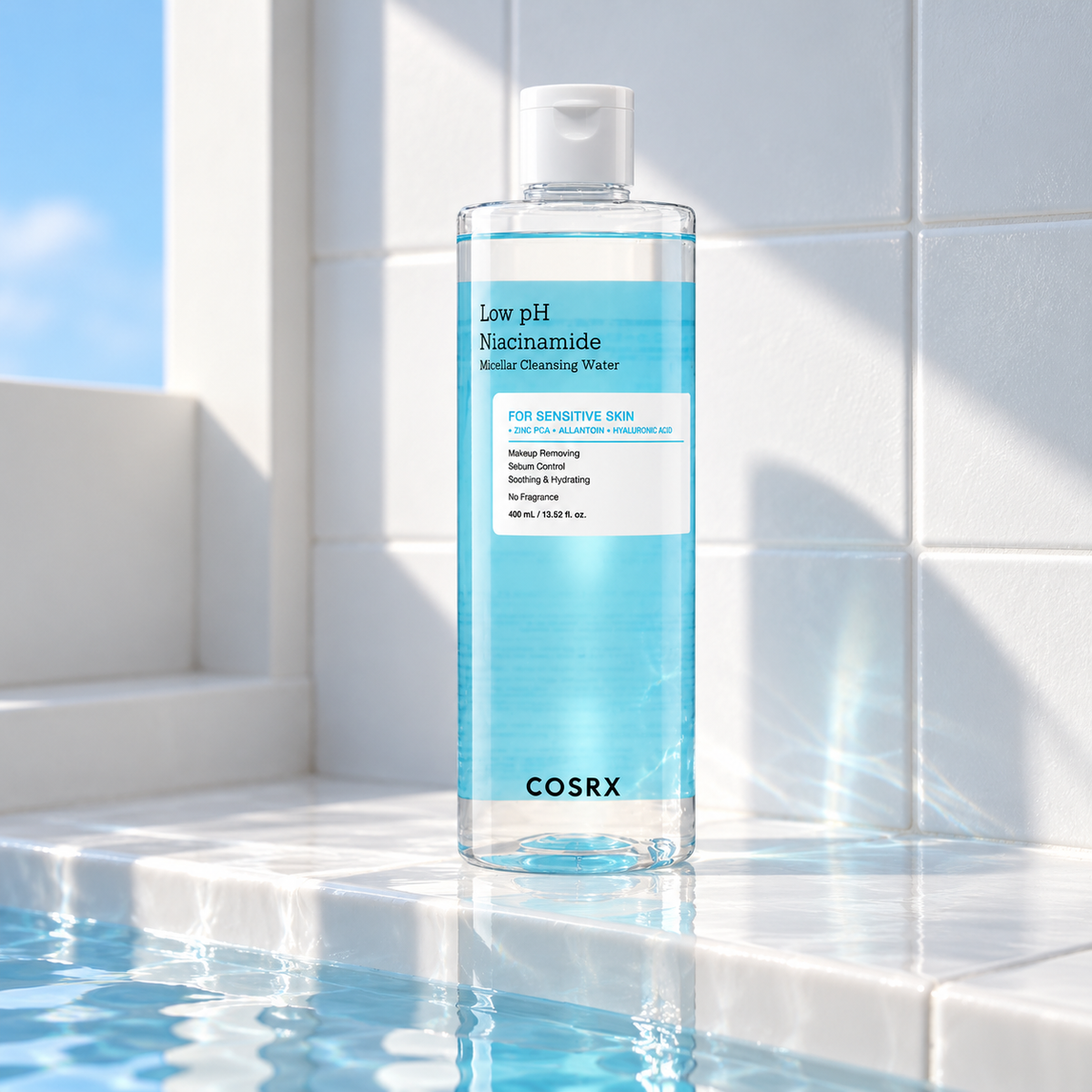 COSRX Low pH Niacinamide Micellar Cleansing Water 400 ml – atmosférická fotografie – MrRizz
