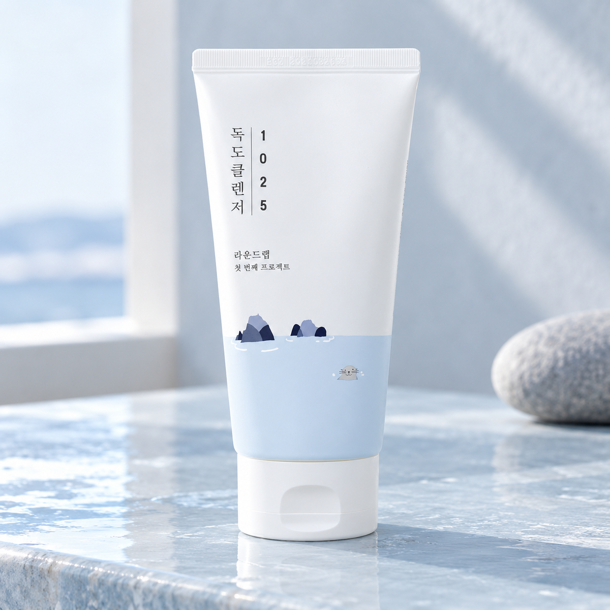Round Lab 1025 Dokdo Cleanser 150 ml – atmosférická fotografie – MrRizz