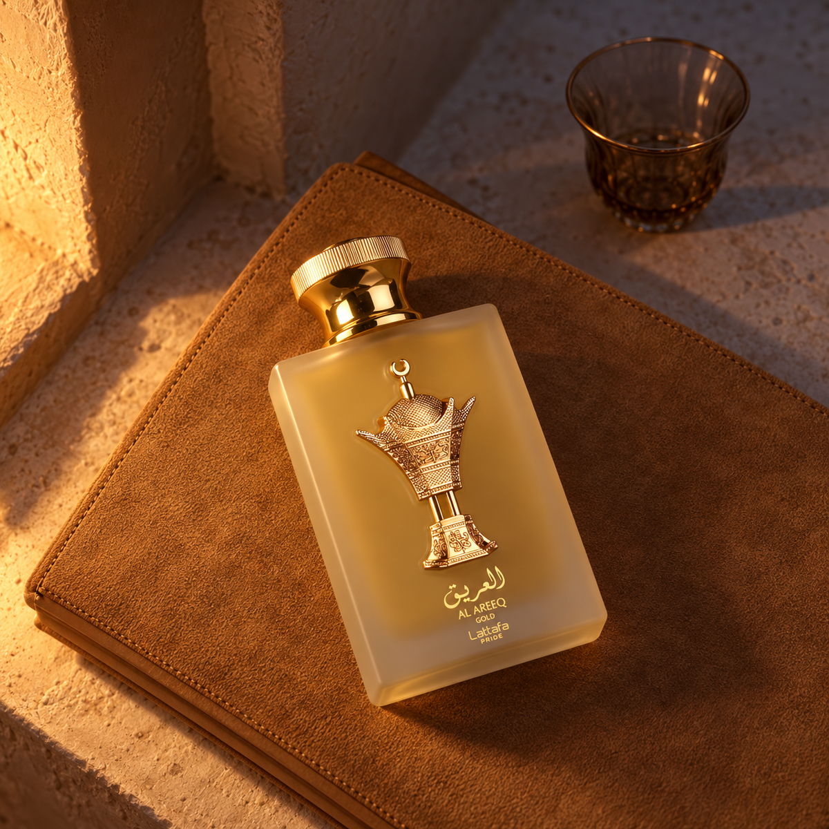 Lattafa Pride Al Areeq Gold EDP 100 ml – atmosférická fotografie – MrRizz