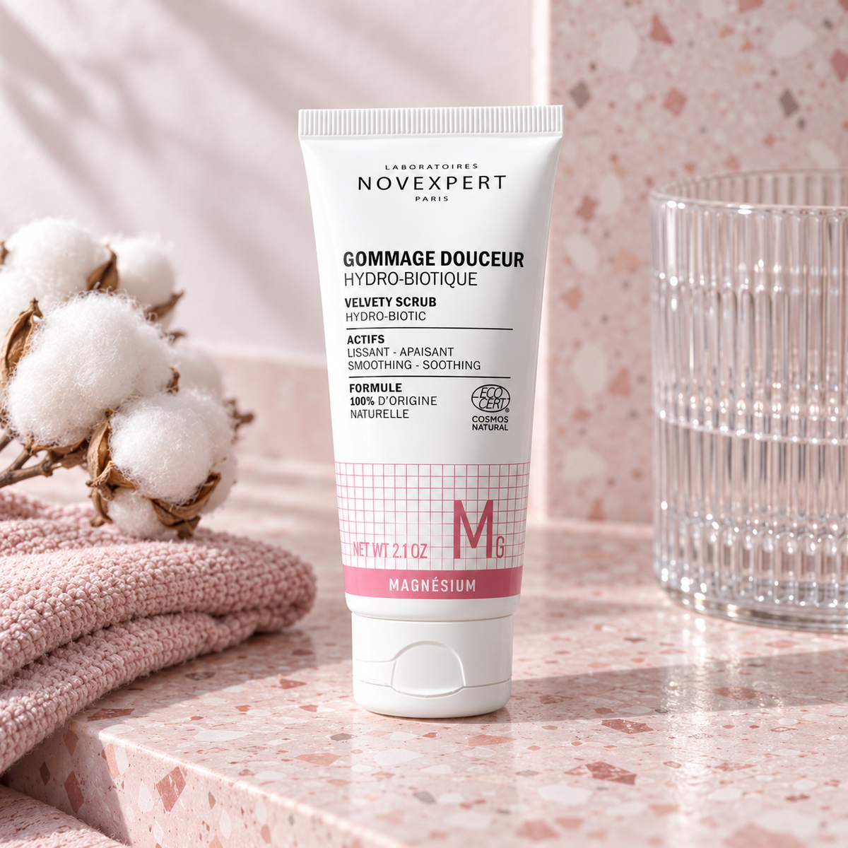 Novexpert Magnesium Velvety Hydro-Biotic Scrub 60 ml – atmosférická fotografie – MrRizz