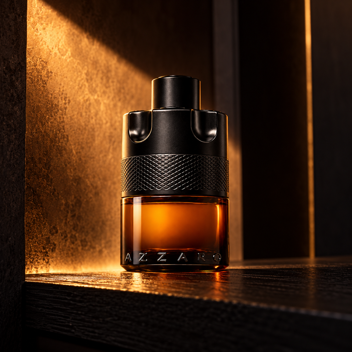 Azzaro The Most Wanted Parfém 100 ml – atmosférická fotografie – MrRizz