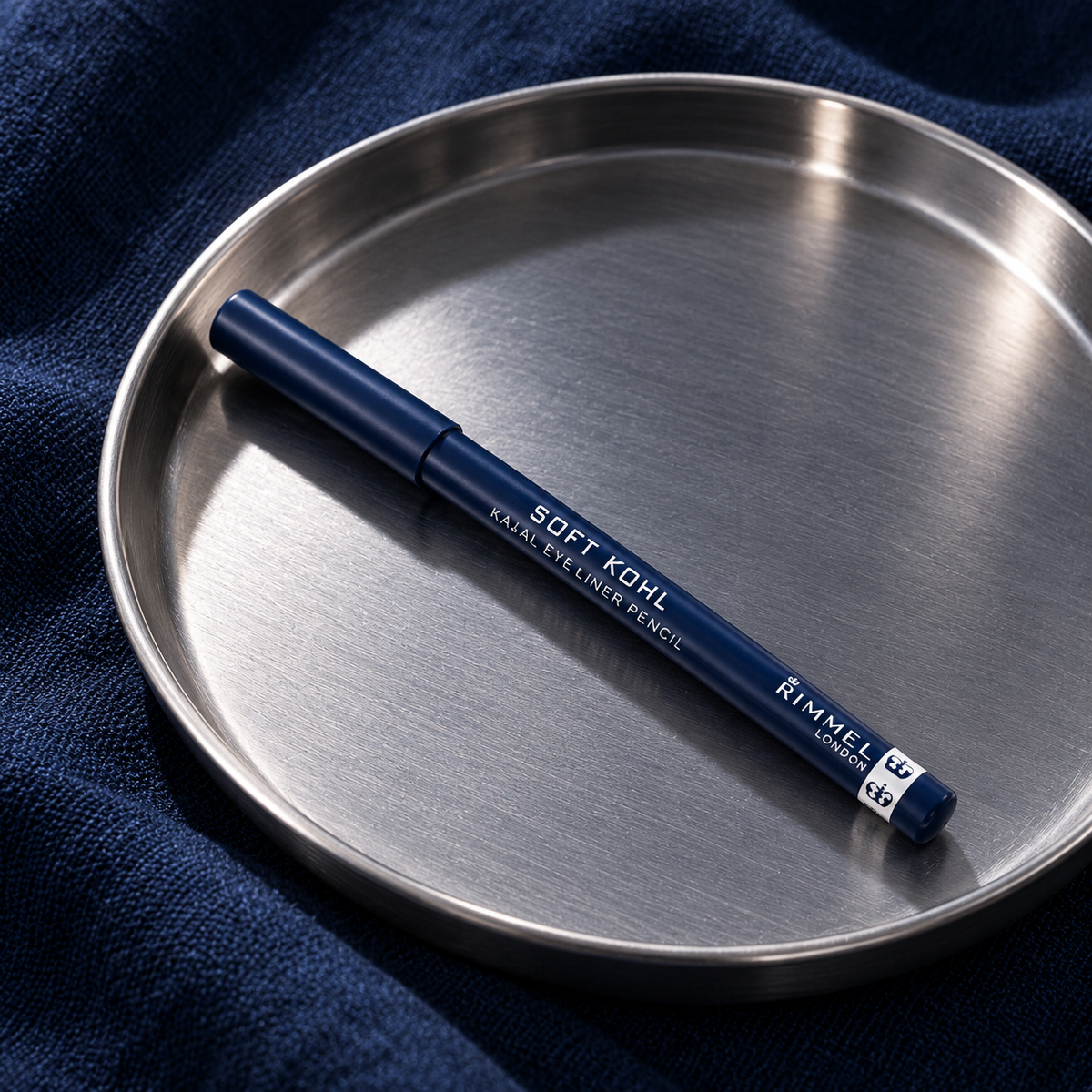 Rimmel London Soft Kohl 1,2 ml – atmosférická fotografie – MrRizz