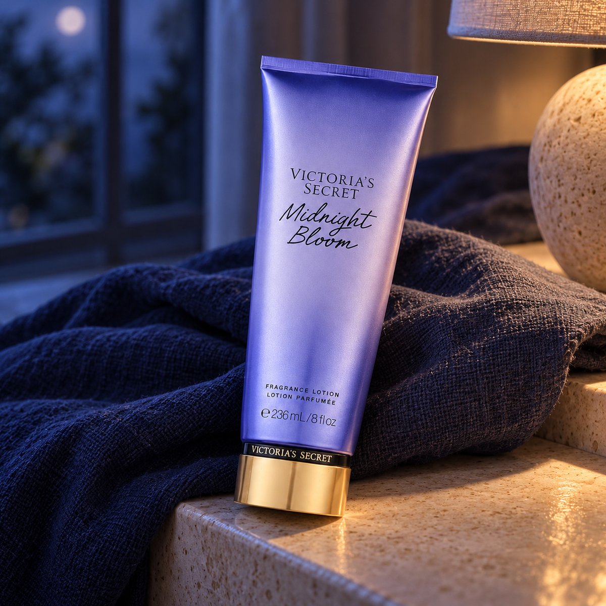 Victoria´s Secret Midnight Bloom 236 ml – atmosférická fotografie – MrRizz