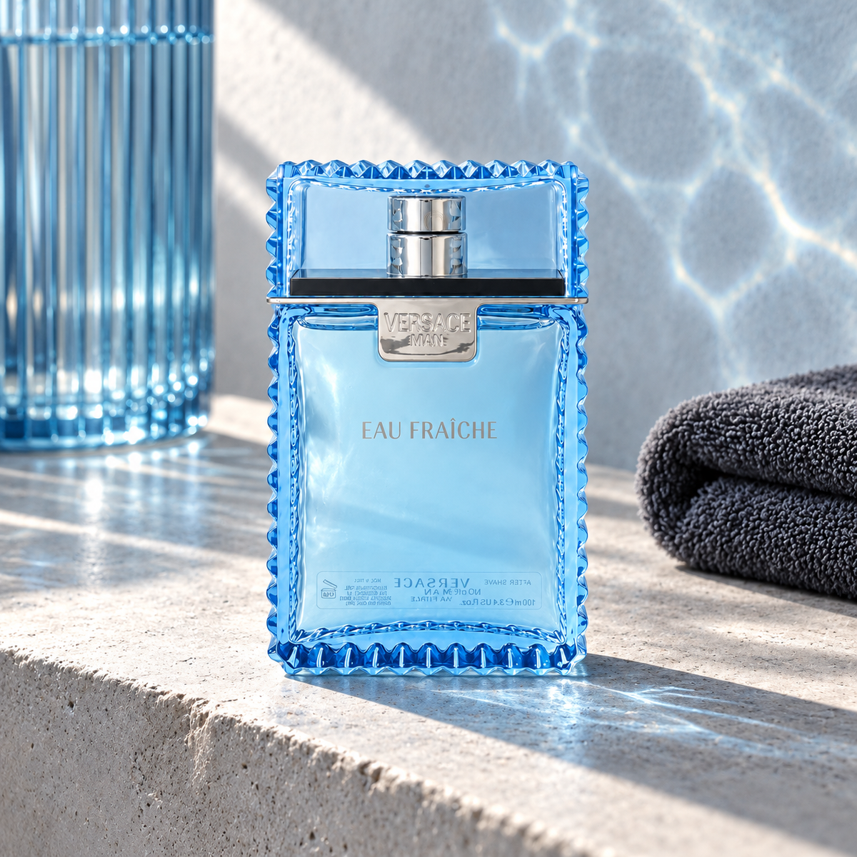 Versace Man Eau Fraiche 100 ml – atmosférická fotografie – MrRizz
