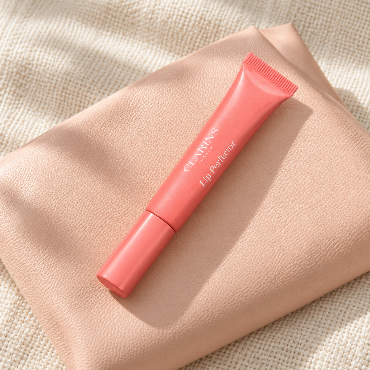 Clarins Lip Perfector 12 ml – atmosférická fotografie – MrRizz