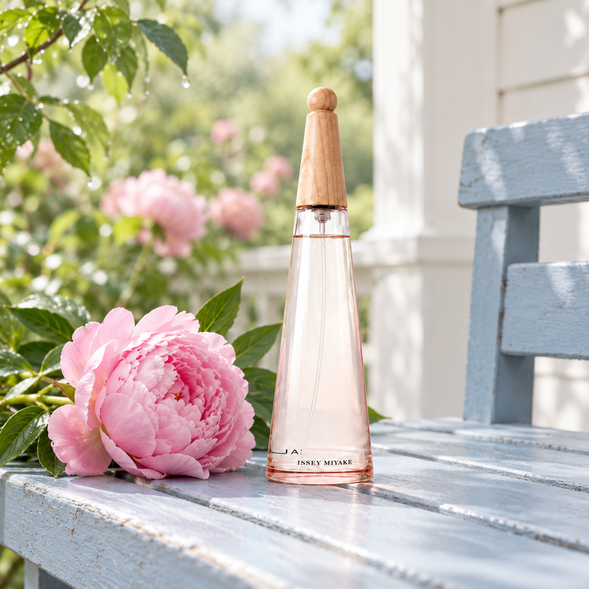 Issey Miyake L'Eau D'Issey Pivoine EDT 100 ml – atmosférická fotografie – MrRizz