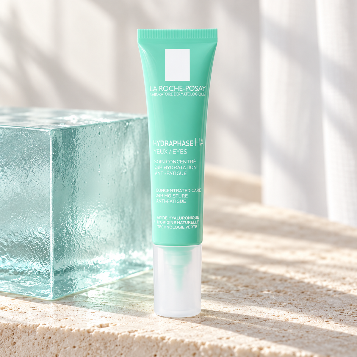 La Roche-Posay Hydraphase HA Eyes Anti-Fatigue 24H Moisture Concentrate 15 ml – atmosférická fotografie – MrRizz