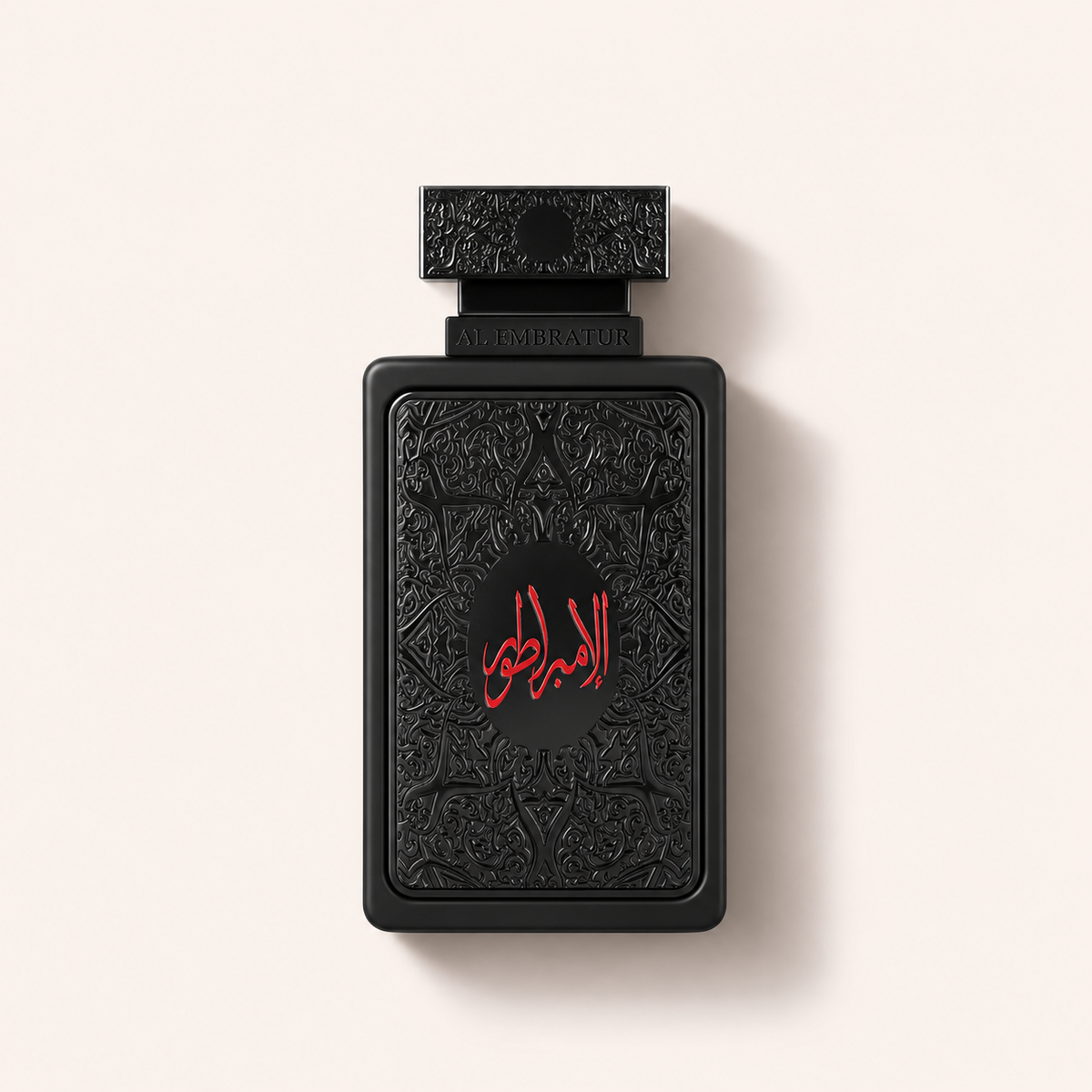 Flakon parfémované vody Zimaya Al Embratur Absolu 100 ml na světlém pozadí – MrRizz